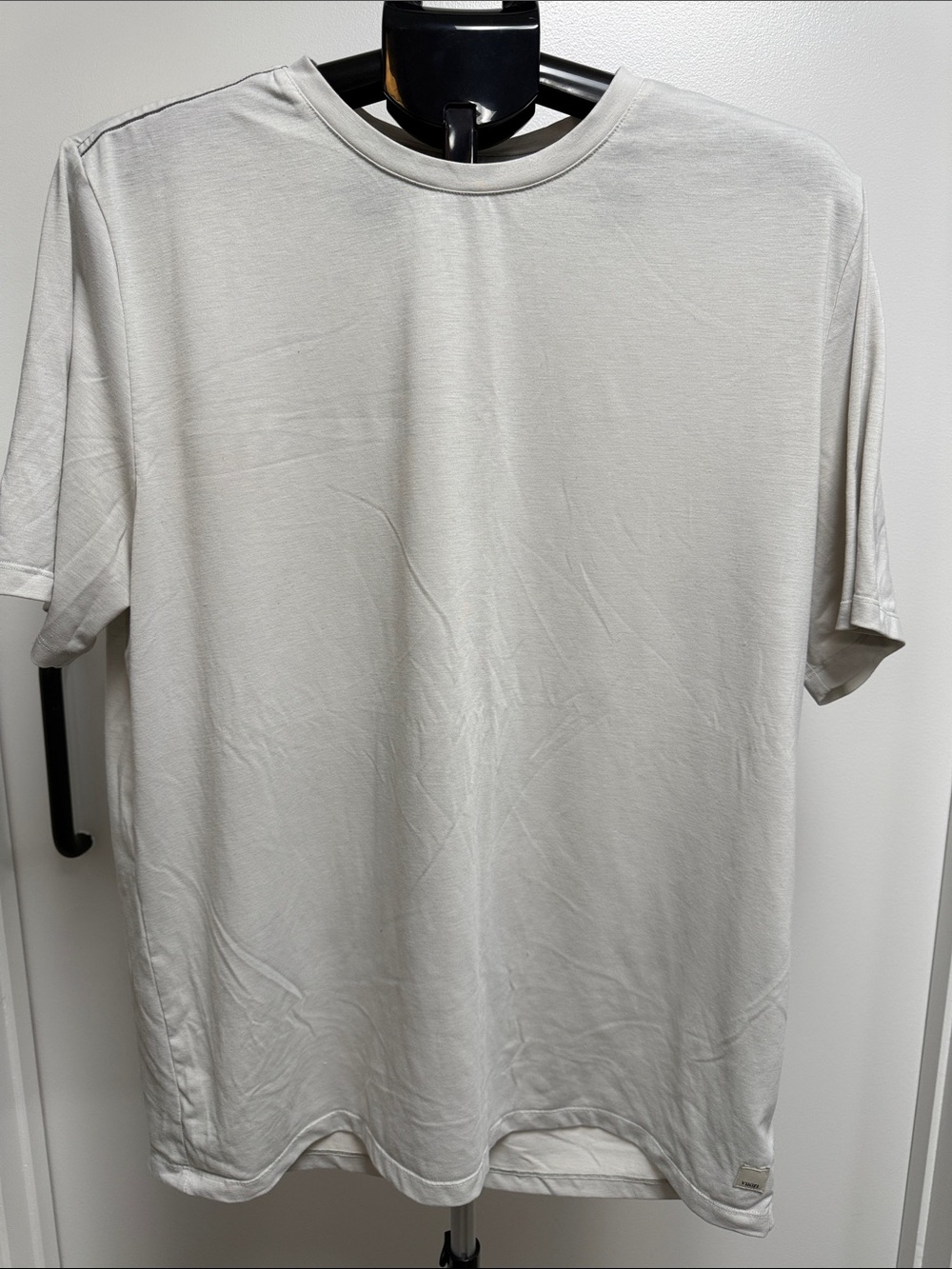 Vuori Strato Tech Tee Men’s XL Performance S/S TShirt EUC